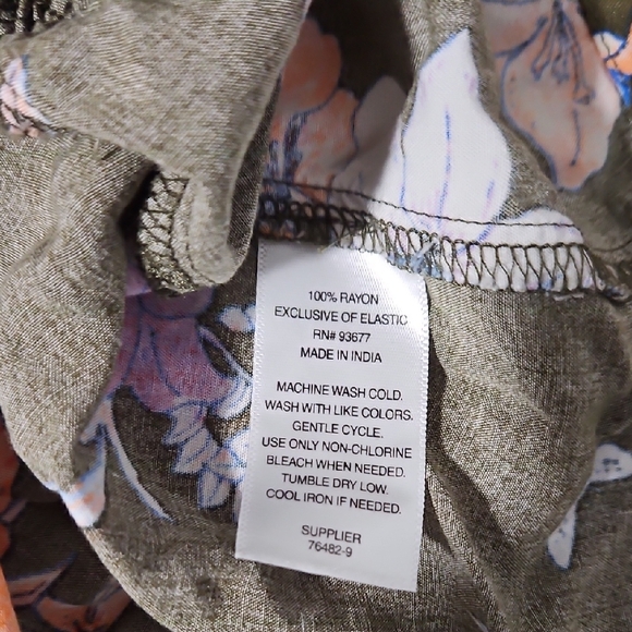 A.N.A EUC Olive Floral Dress • Size XL - Picture 9 of 9